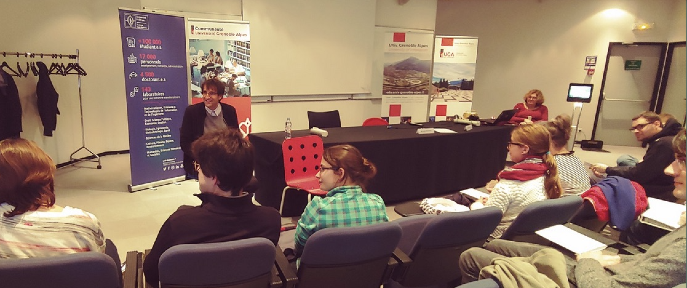 Josef Schovanec rencontre les étudiants de Grenoble
